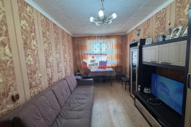 Продается 1 м/с м-н Буденного 6б